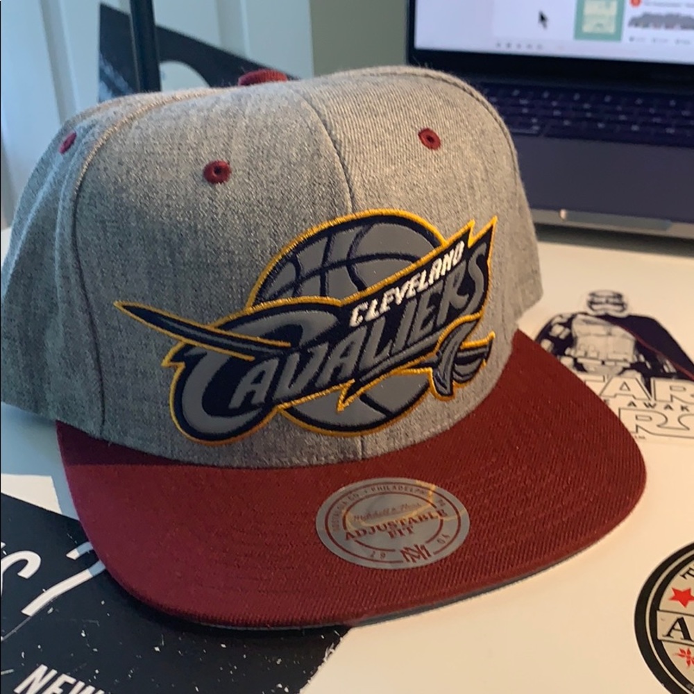 Mitchell & Ness Cleveland Cavaliers Flat Hat